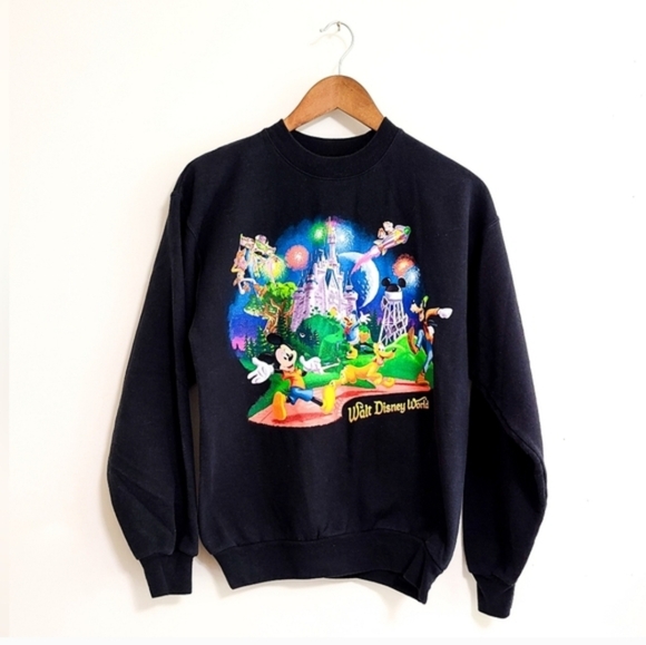 Disney Tops - Walt Disney World Sweatshirt